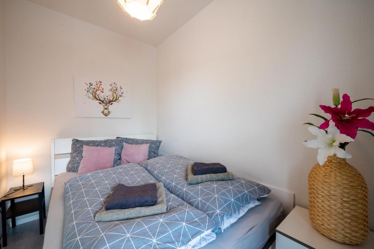 Moderne Eg-Wohnung In Sudenburg Mit Parkplatz, Top Anbindung Magdeburg Kültér fotó